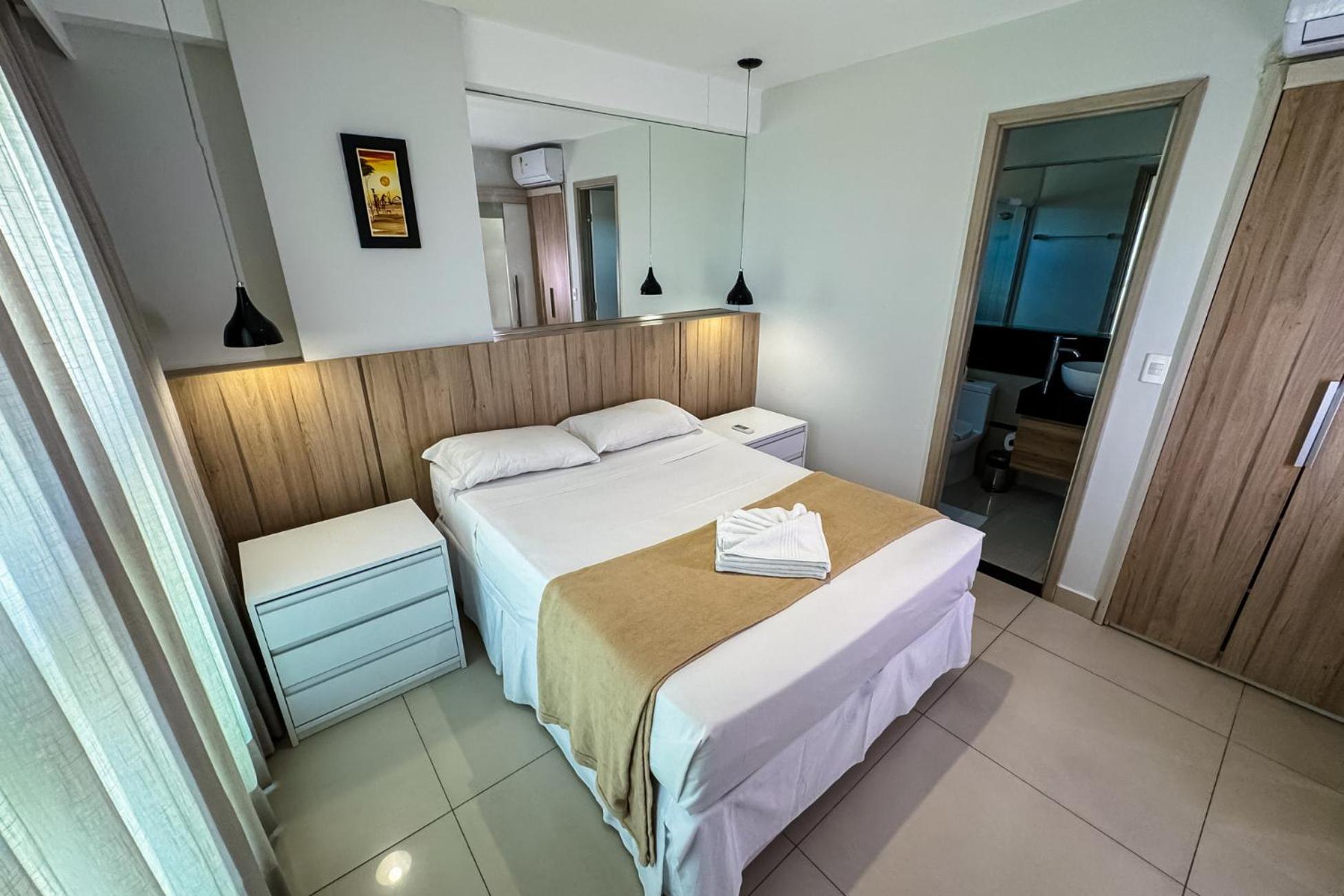 Premium Flat Ponta Negra 4*